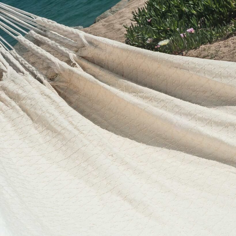 Cream Colombian hammock handmade in San Jacinto texture
